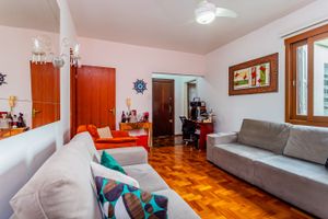 Image 3 - 668495