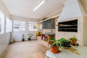 Image 16 - 668495