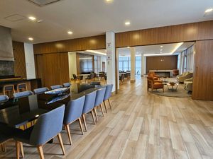Image 16 - 674256
