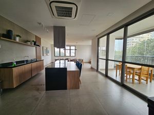Image 20 - 674256