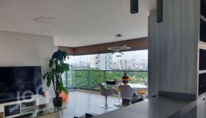 Image 18 - 674489