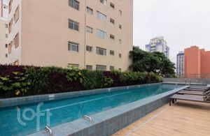 Image 10 - 674489