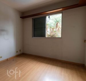 Image 3 - 674860