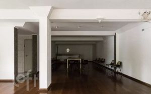 Image 10 - 675171