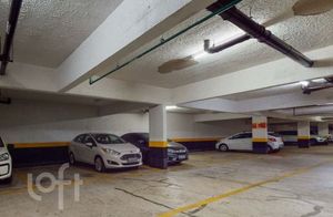 Image 15 - 675303