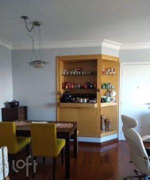 Image 4 - 675715