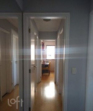 Image 10 - 675715