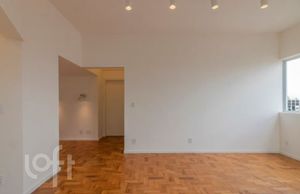 Image 4 - 676655