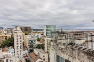 Image 6 - 676856