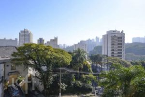 Image 6 - 676859