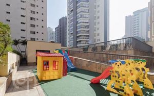 Image 13 - 676903
