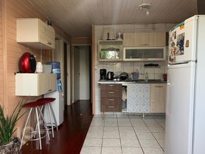Image 8 - 679394