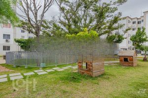 Image 17 - 679468