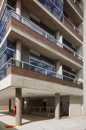 Image 18 - 679714