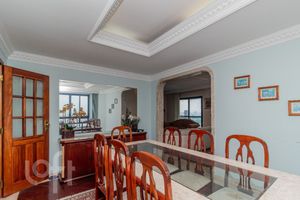 Image 8 - 679817