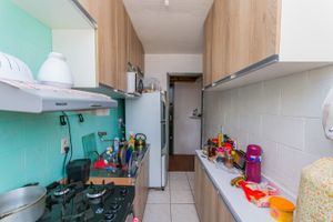 Image 11 - 680624