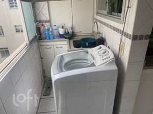 Image 4 - 681542