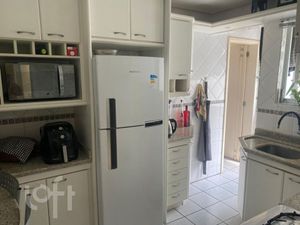 Image 3 - 681542