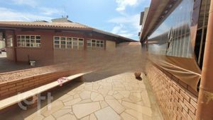 Image 11 - 686368