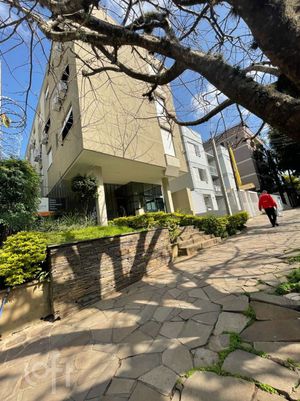 Image 13 - 687720