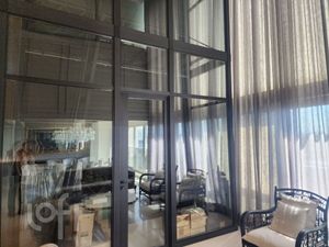 Image 8 - 688520