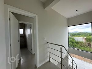 Image 3 - 688545