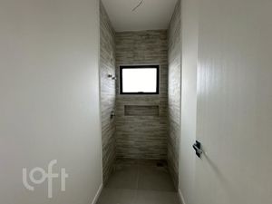 Image 4 - 688545