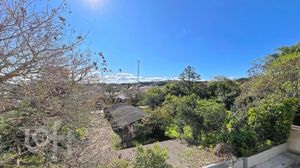 Image 19 - 688547
