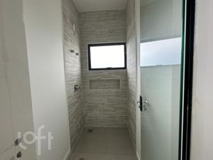 Image 8 - 688549