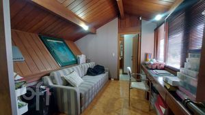 Image 19 - 688615