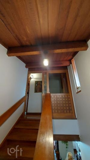 Image 17 - 688615