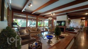 Image 1 - 688615