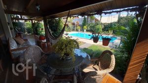 Image 11 - 688615