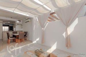 Image 30 - 688673
