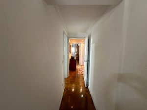 Image 7 - 689272