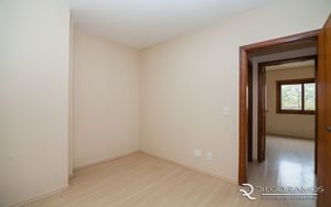 Image 8 - 6894