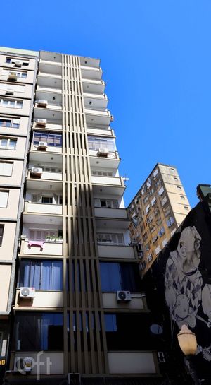 Image 23 - 689881