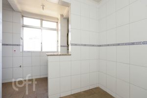 Image 15 - 689881