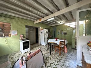 Image 29 - 690826