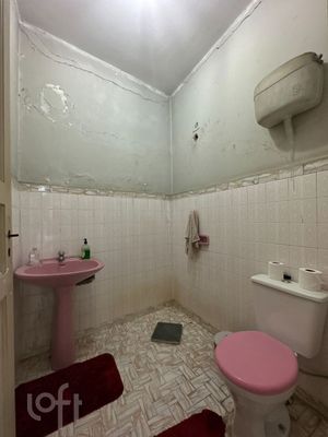 Image 33 - 690826