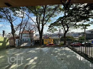 Image 4 - 690826