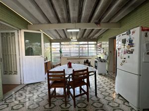 Image 28 - 690826