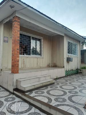 Image 11 - 692521