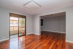 Image 36 - 692526