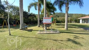 Image 17 - 692639