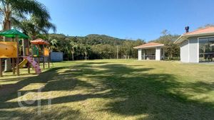 Image 20 - 692639