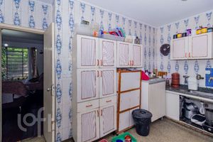 Image 7 - 692960