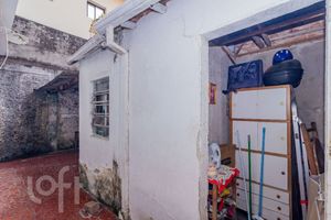 Image 16 - 692960