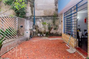 Image 37 - 692960