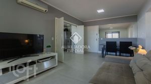 Image 3 - 693082